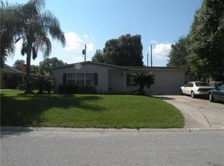 211 Cranberry Ln, Brandon, FL 33510