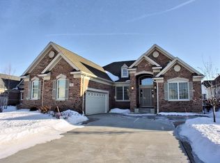 7 Denali Ct, South Barrington, IL