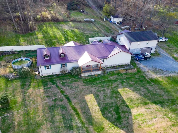 482 Buckeye Rd, Core, WV 26541
