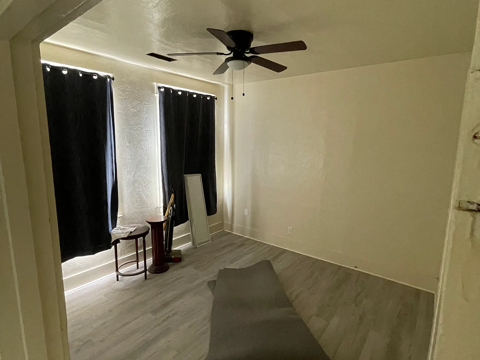 2 bed, 7000 sqft, $650 — Photo 3