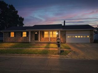 609 Spring Ave, Washington Court House, OH 43160