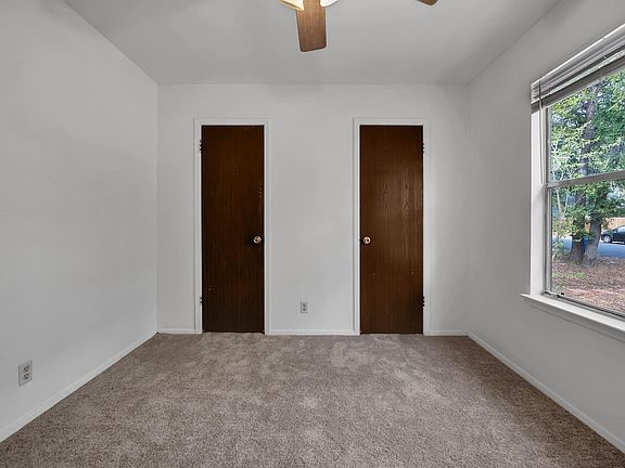 4th image of 9600 Sugar Hill Dr Unit A