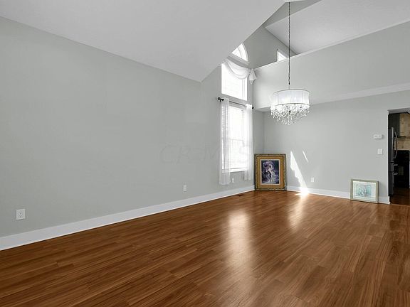 4th image of 4226 Calburn Cir