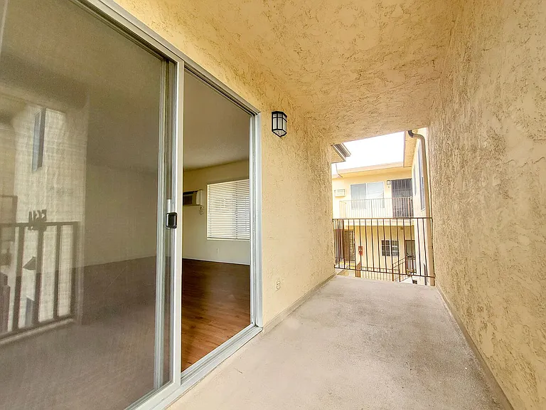 5614 Lauretta St — Photo 7