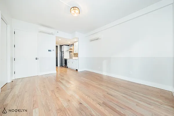 Rented by Nooklyn NYC LLC | media 73