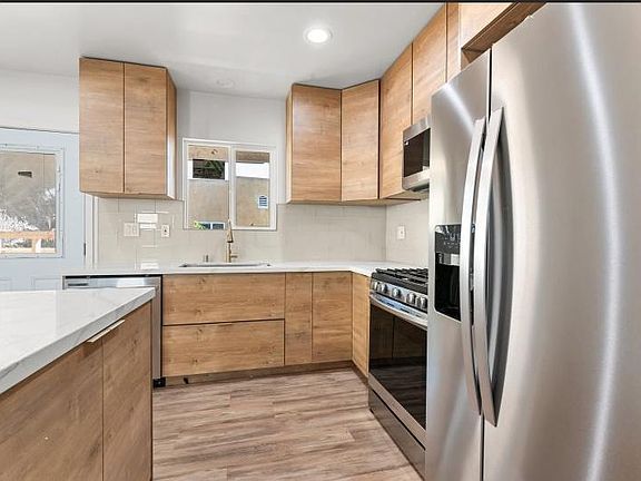 4th image of 3808 Villa Ter #3814