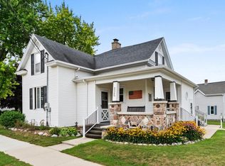 226 S Liberty St, Valders, WI 54245