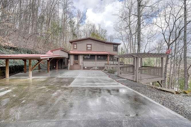 1st image of 77 Bryant Cove Rd