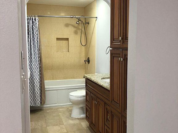 Master bedroom bathroom