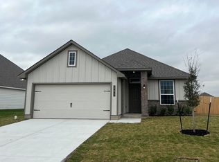 281 Harvest Lake Dr, Somerville, TX 77879