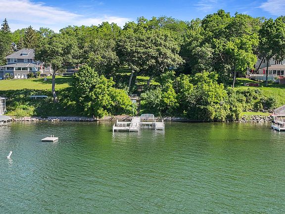 3rd image of 2304 North Shore DRIVE