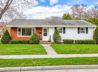 2421 S Carpenter St, Appleton, WI 54915