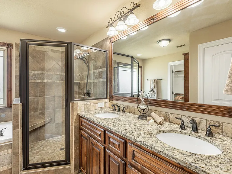 1326 Briar Cliff Path — Photo 8