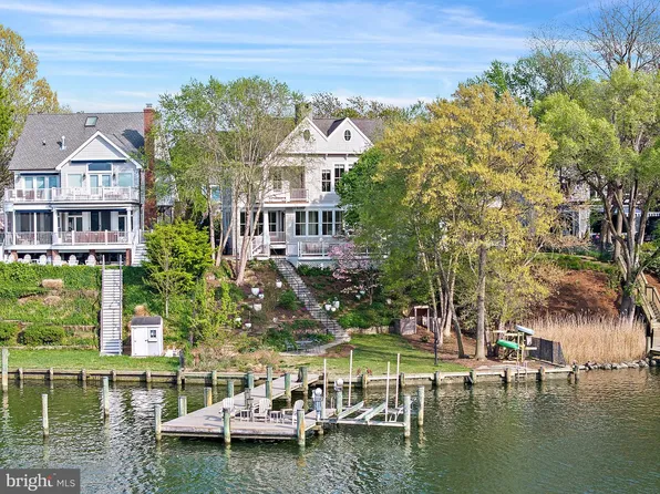 906 Creek Dr, Annapolis, MD 21403