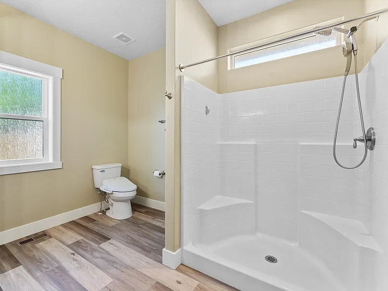 1065 SW Camille Dr — Photo 19