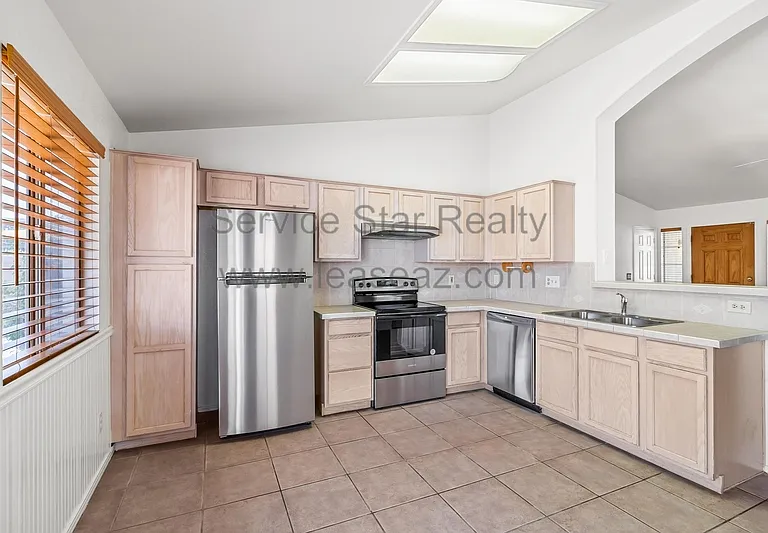 8656 E Crescent Ave — Photo 9