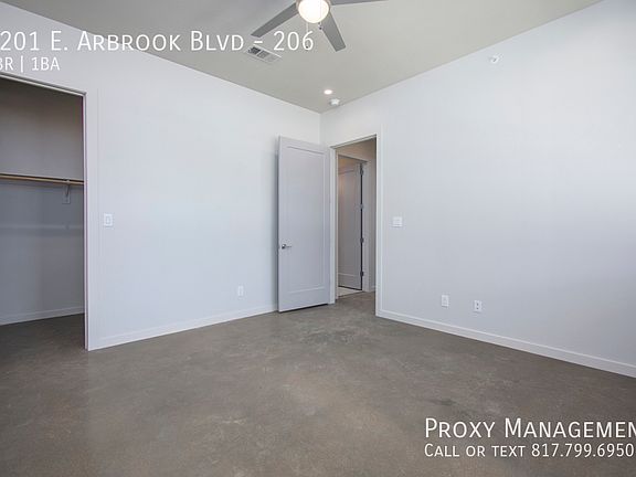 4th image of 2201 E Arbrook Blvd #206