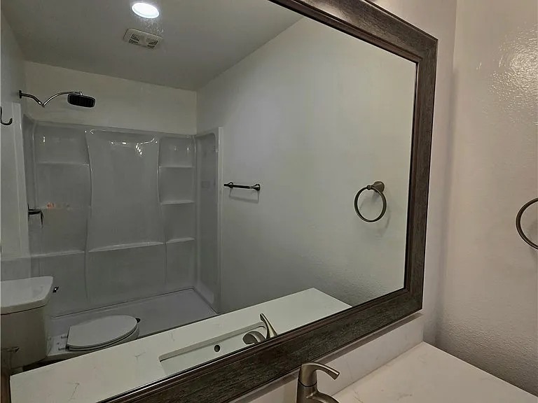 853 Douglas Ct — Photo 15