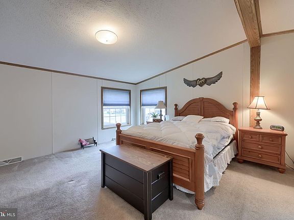 4th image of 101 Lilly Dr