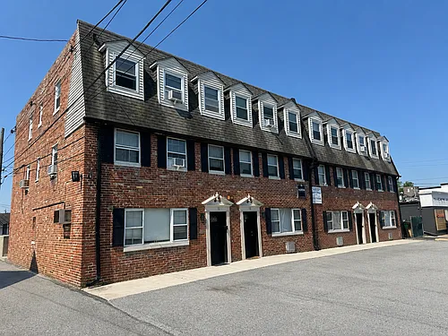 18 Huron Ave Photo 1