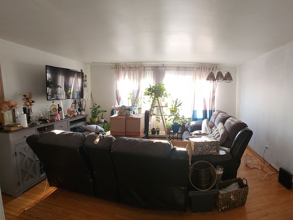 1st image of 4911 Grand Ave APT 1N