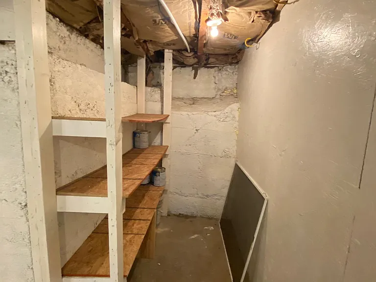 301 Edwards St — Photo 19