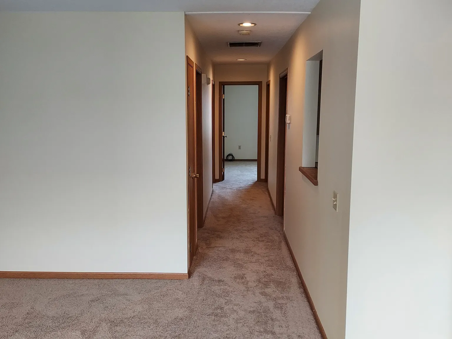 3 bed, 900 sqft, $1,175 — Photo 4