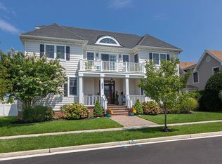 15 W Edinburgh Rd, Ocean City, NJ 08226