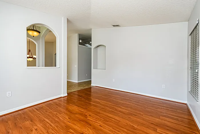 1012 Heron Ct — Photo 7