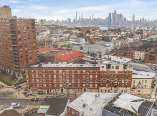 310 Paterson Plank Rd APT 3A, Union City, NJ 07087