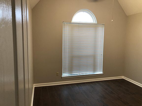 5th image of 2087 Kindlewood Dr