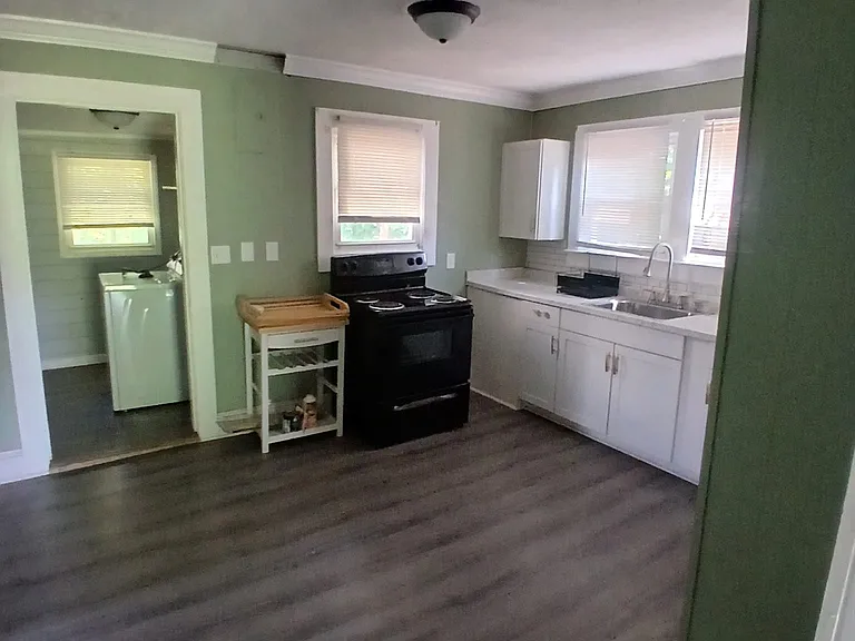 1910 Old Farmer Rd #1910 — Photo 11