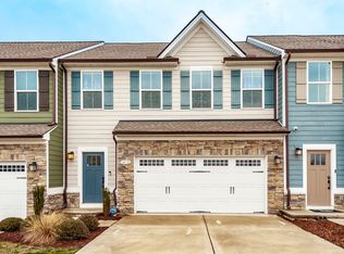 1412 Carderock Springs Dr, Gallatin, TN 37066