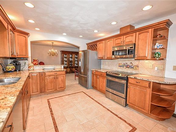 4th image of 2880 Stauffer Dr