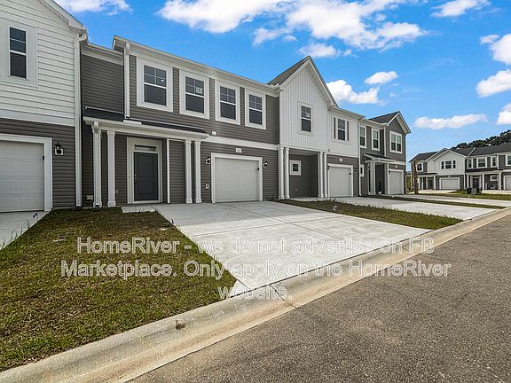 2nd image of 347 Sandridgebury Dr