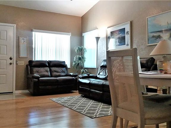 3rd image of 3540 N Woodgate Dr
