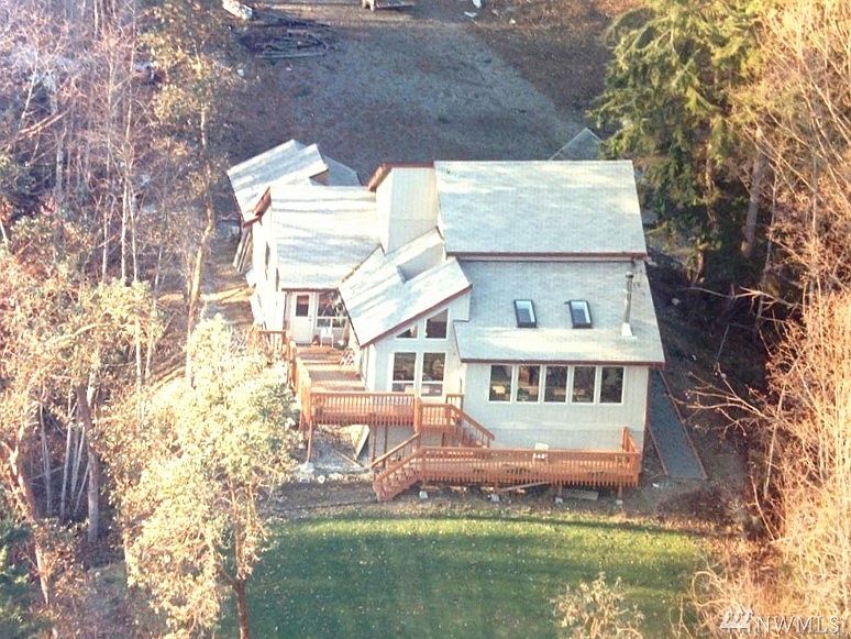 1st image of 13906 Goodrich Dr NW