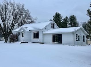 102 Grant St, Warrens, WI 54666