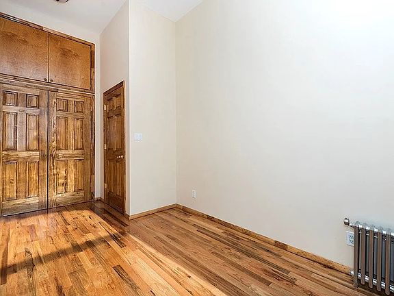 5th image of 437 W 22nd St APT 5