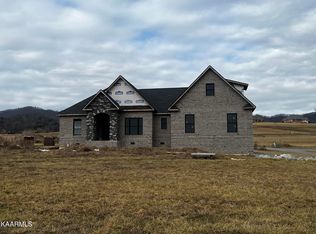 110 Skylark Ln, Speedwell, TN 37870