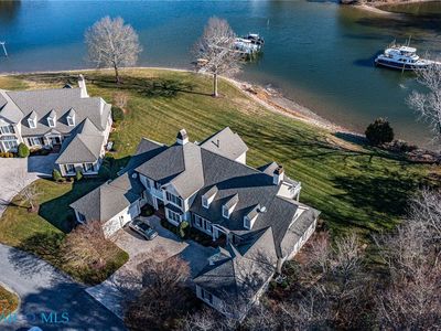 361 Harbour View Dr, White Stone, VA, 22578