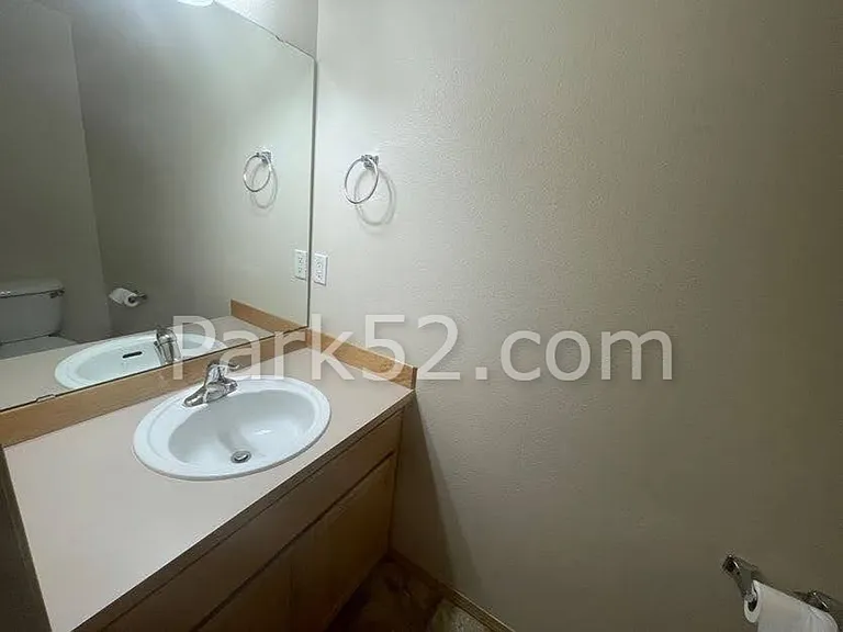 1425 82nd Street Ct E — Photo 9
