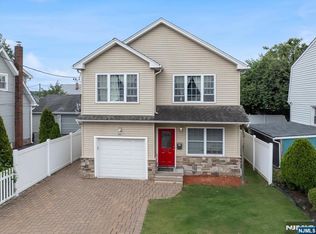 502 Sylvan St, Saddle Brook, NJ 07663
