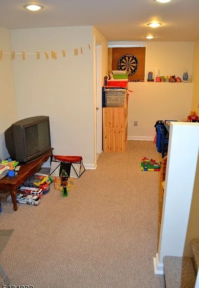 1 Willow St — Photo 14