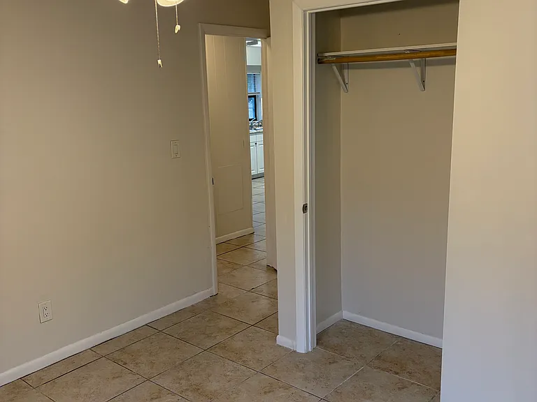 1506 Edgewood Ter — Photo 10