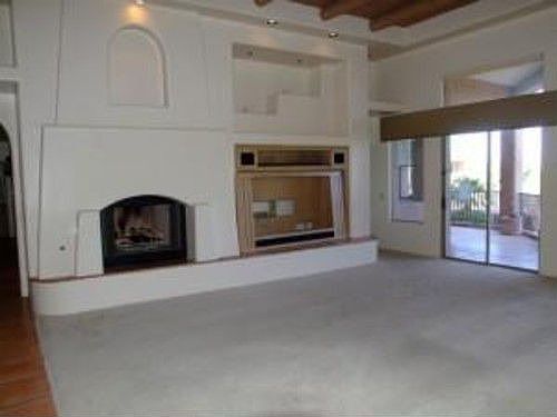2nd image of 1528 E Sharon Dr