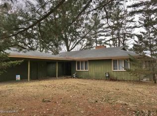 13095 W Highland Rd, Big Rapids, MI 49307