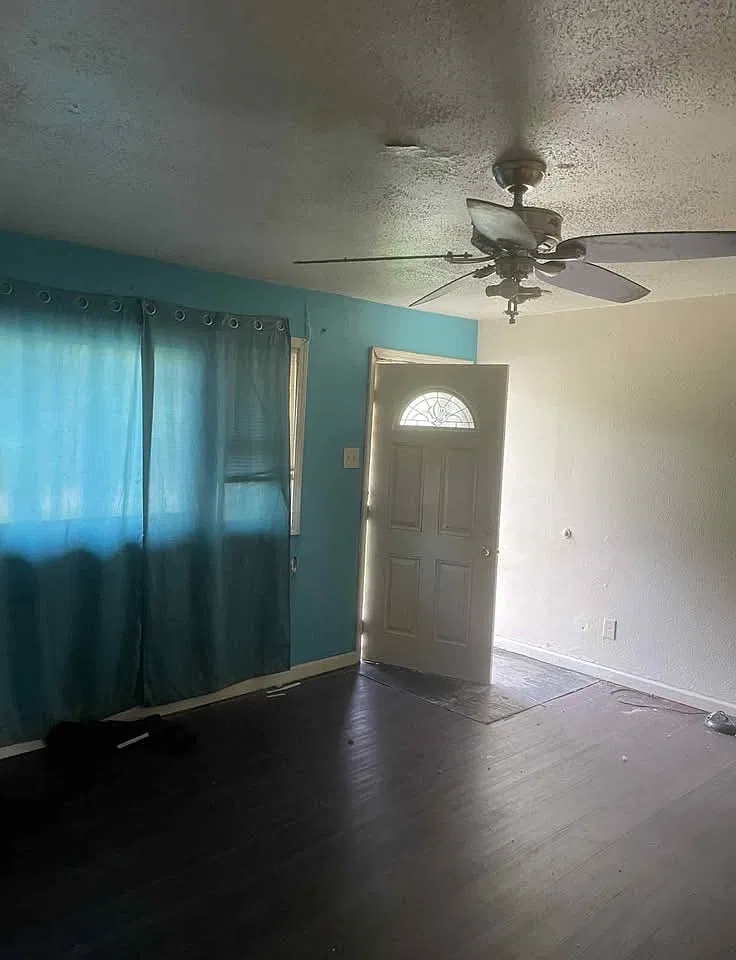 3 bed, 925 sqft, $975 — Photo 3