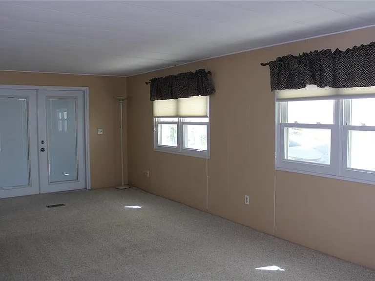 2107 Palma Sola Blvd #8 — Photo 6