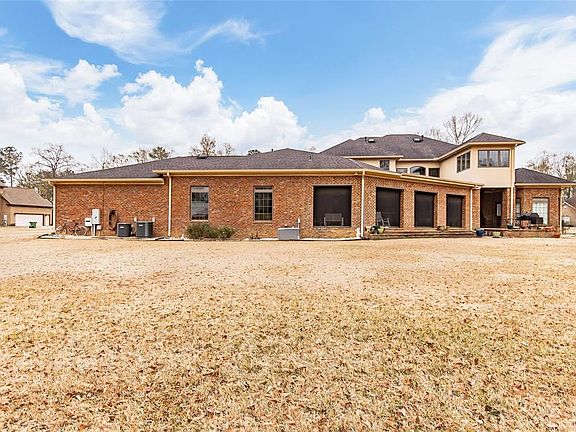 5th image of 3202 Erinwood Dr